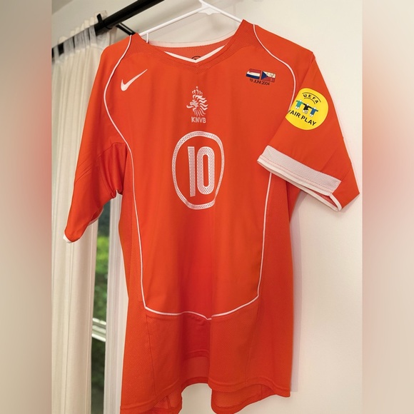 AUTHENTIC NIKE NETHERLANDS 2004 home jersey. (EURO 2004)